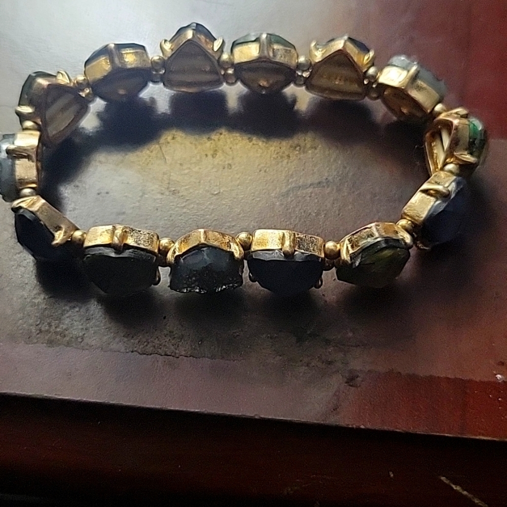 Womens Bracelet different types of stones